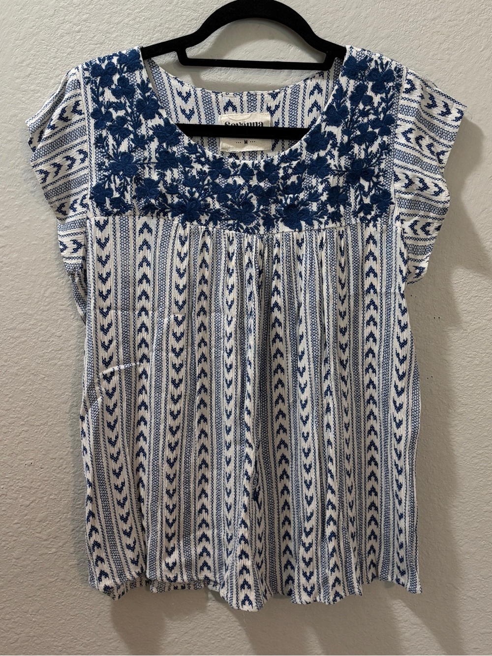 Savanna Jane Blue White Floral Embroidered Boho Blouse Size Medium